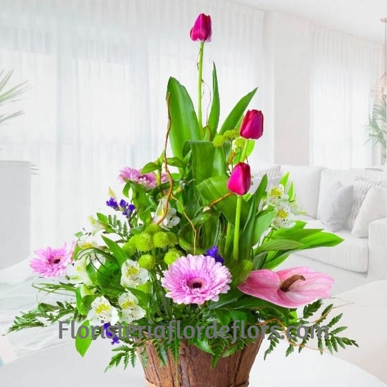 Cesta de Flores Rosadas